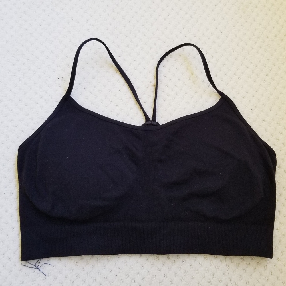 Pre-owned Idea yoga crop top.
